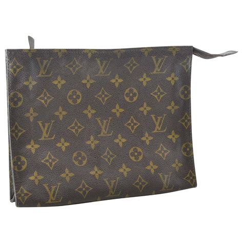 pochette toilette louis vuitton prix|Louis Vuitton Pochette fashionphile.